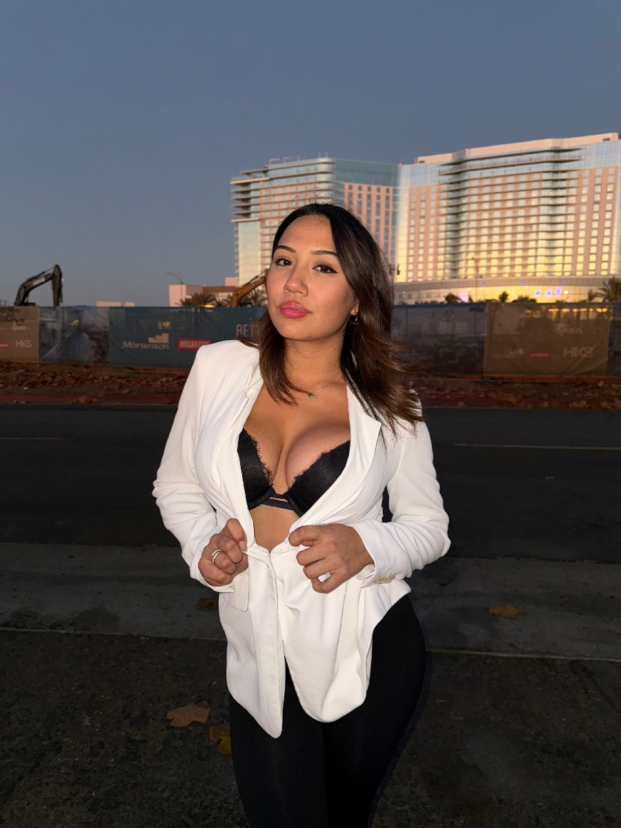 Take a pause and enjoy Ali Cruz — streaming from Bishkek