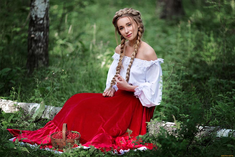 Sexy photo Slavic women in Bishkek