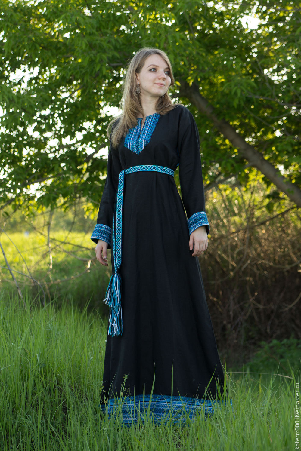 Women in Slavic costumes in Bishkek