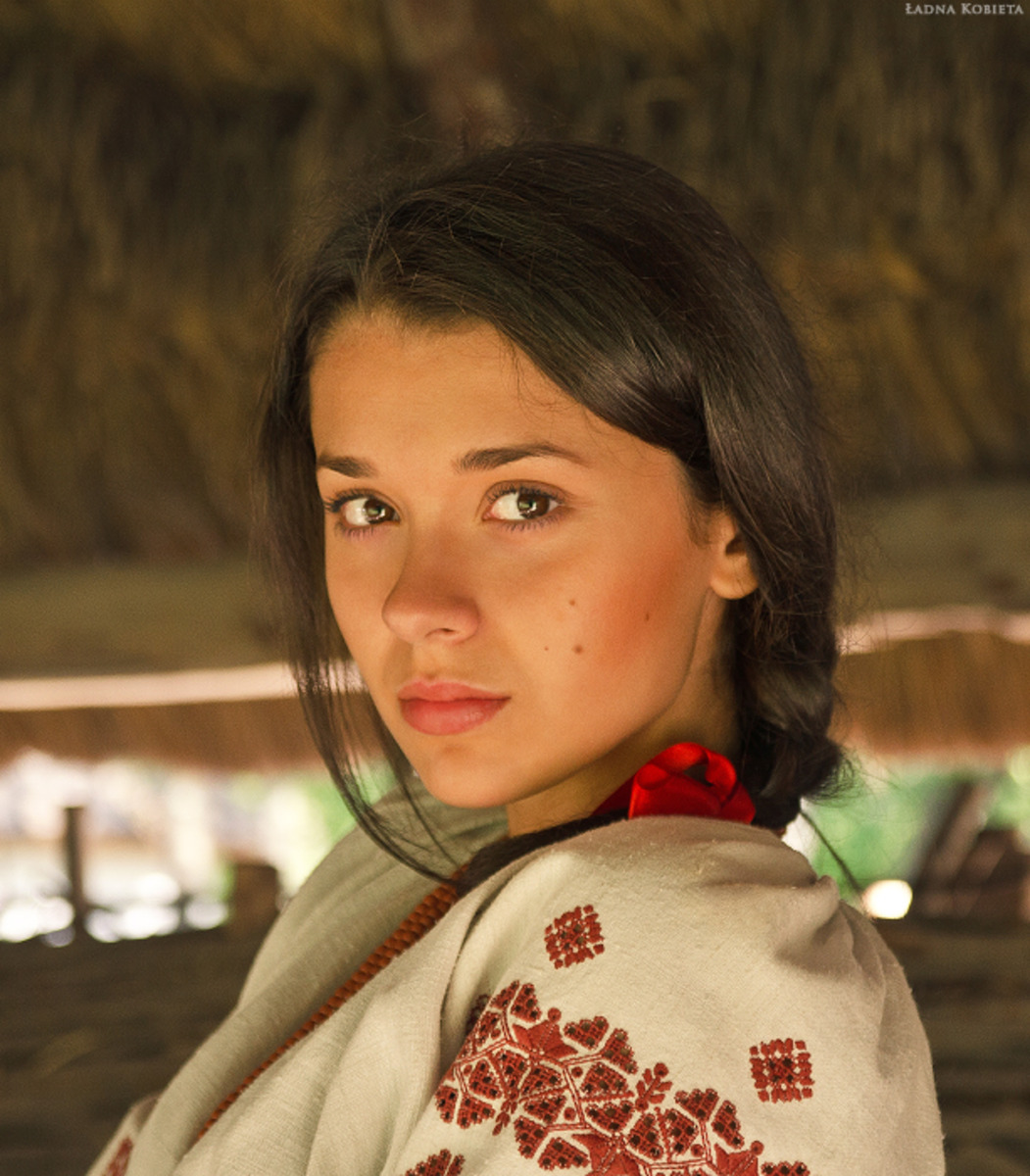 Girls in Slavic costumes in Bishkek