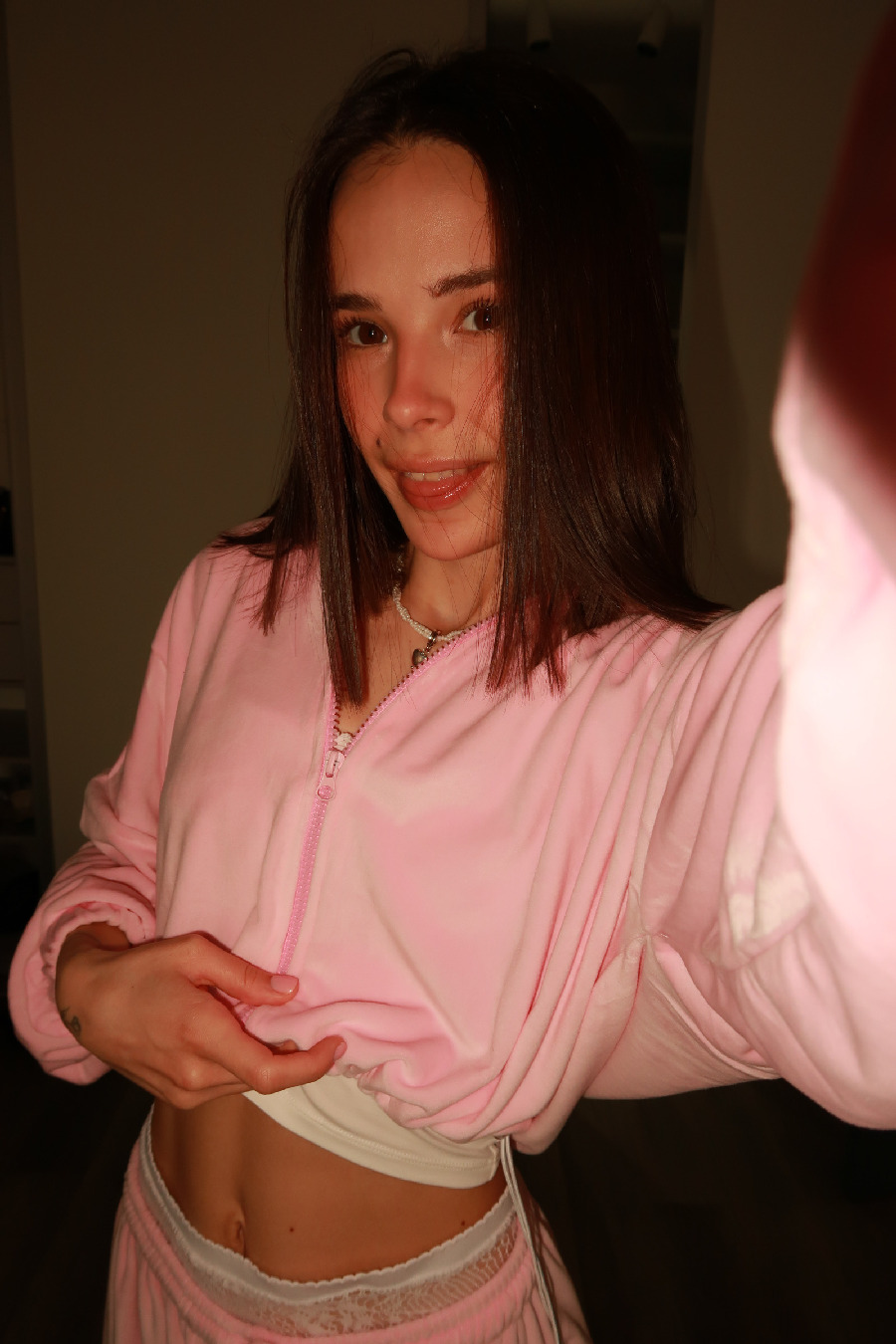 Tina brings the glow — live moments in Bishkek